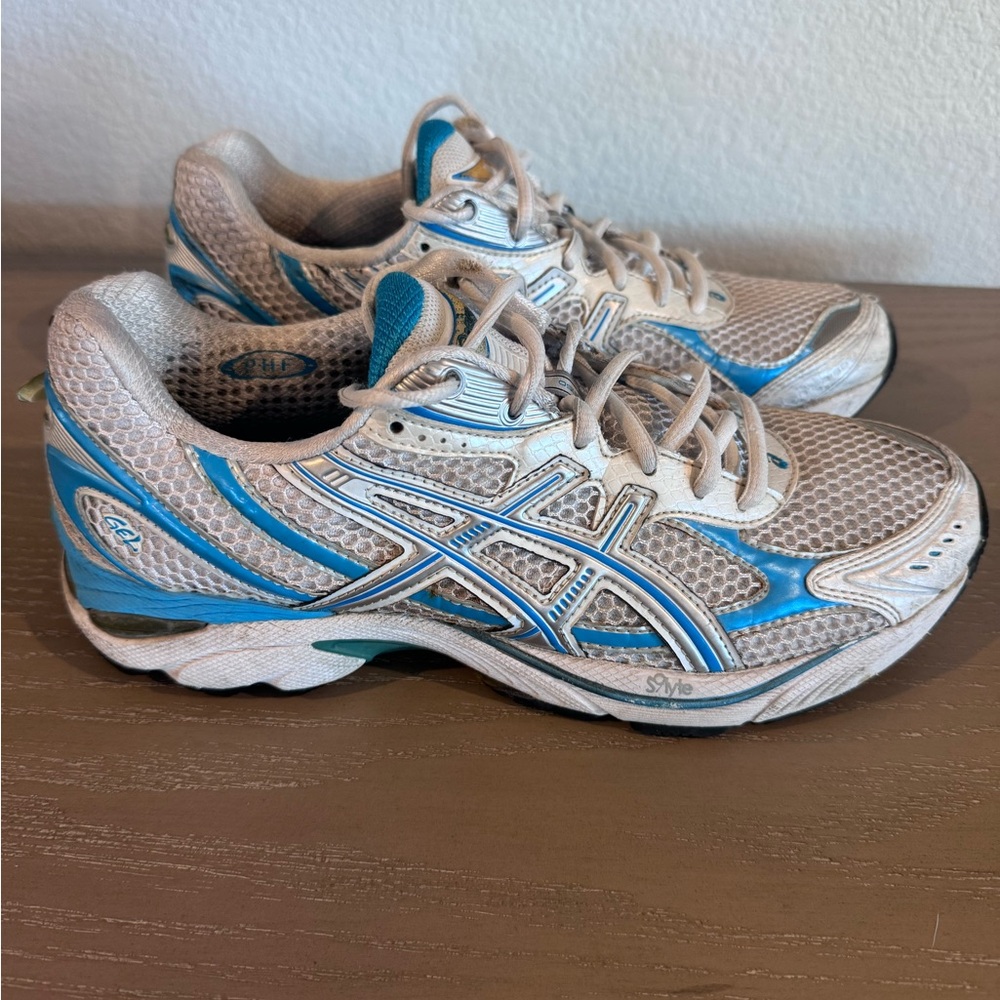 Asics GT-2150 White and Blue Mesh Running Shoes